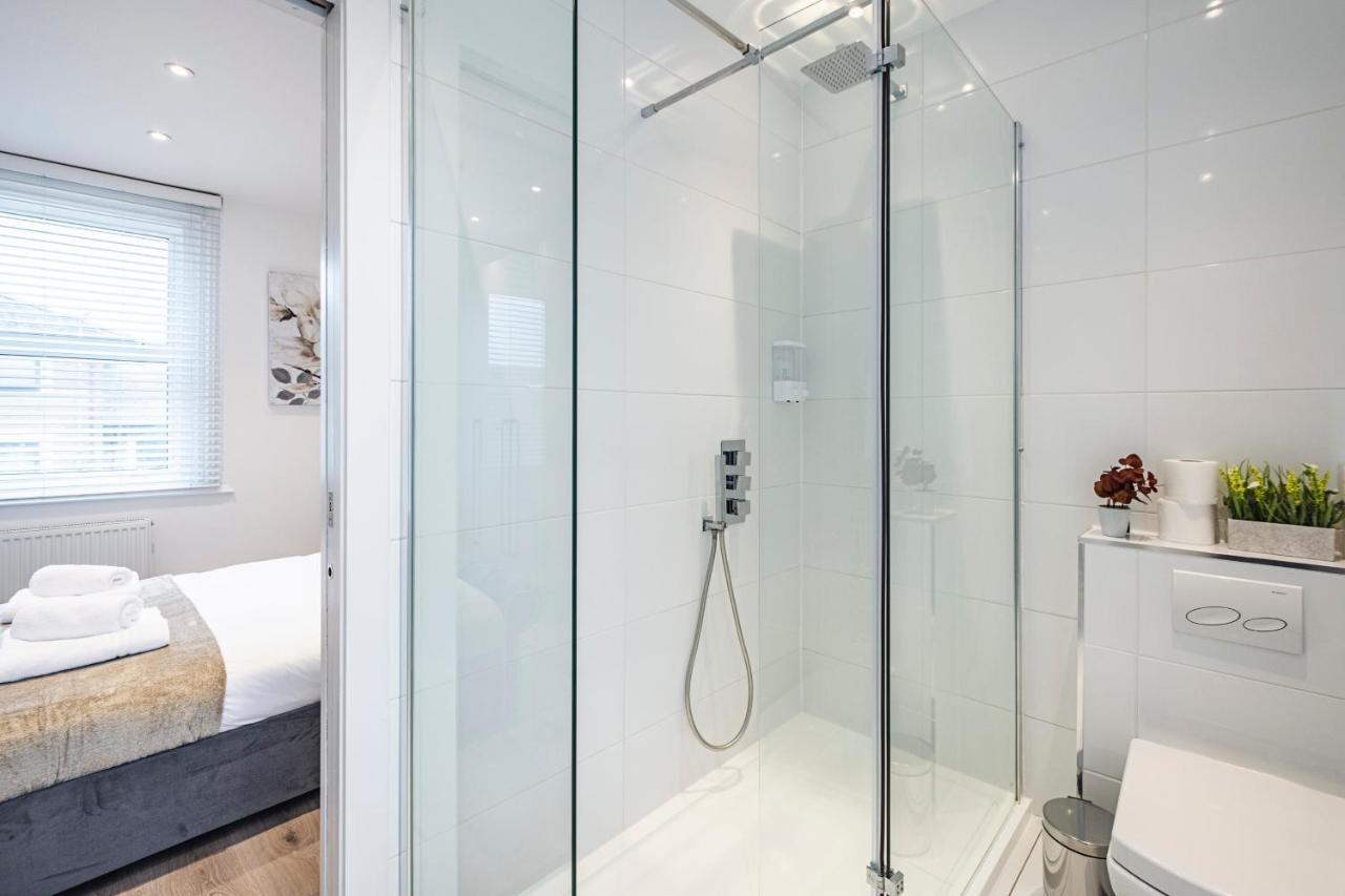 Апартаменты Cozy And Serene Brand-New Flat In Kilburn, Лондон Экстерьер фото